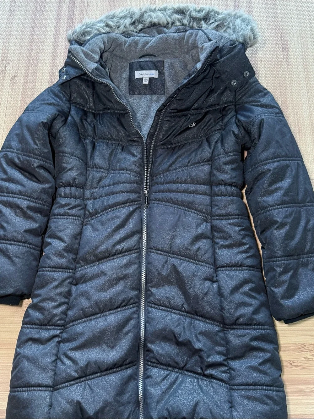 Calvin Klein Jeans Girls Size M 8/10 Black Shimmer Hooded Long Puffer Coat